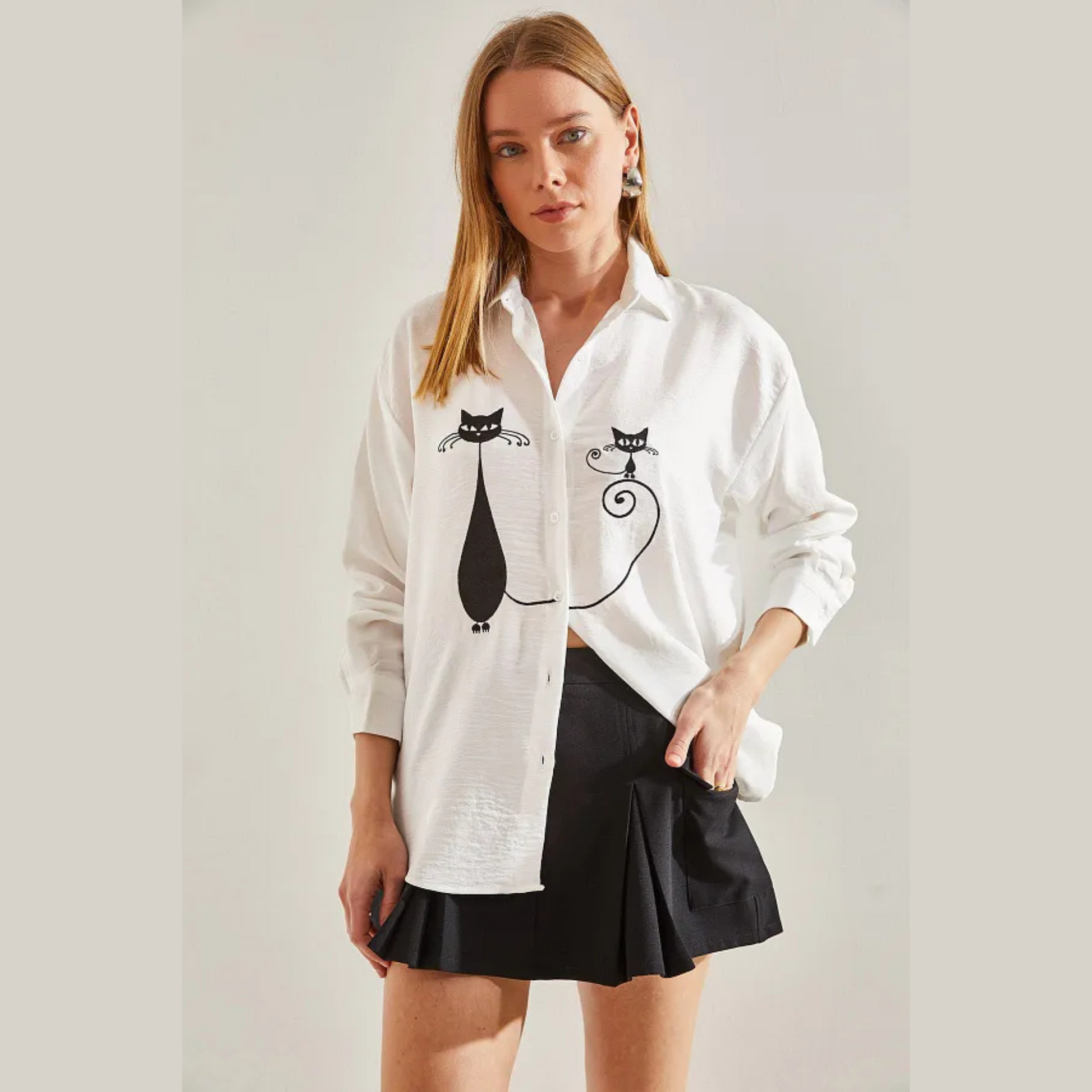 Chic Cat Embroidered Button-Down Shirt - Kumkwat