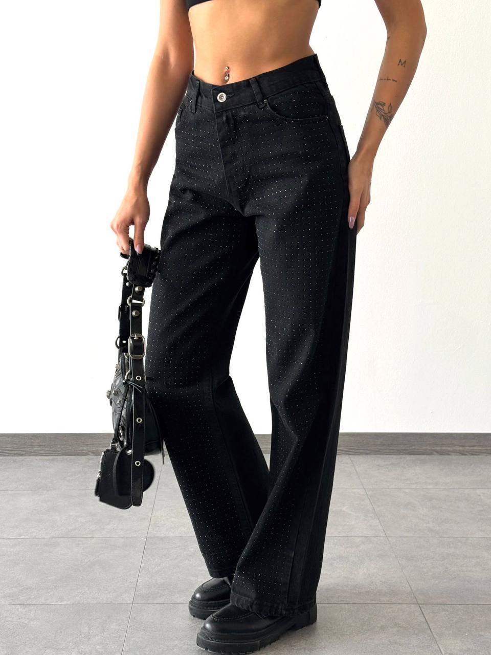 Wide-Leg Rhinestone Jeans - Kumkwat